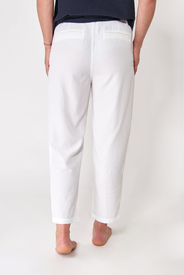 Batela elastic waistband Pants, white – Bild 2